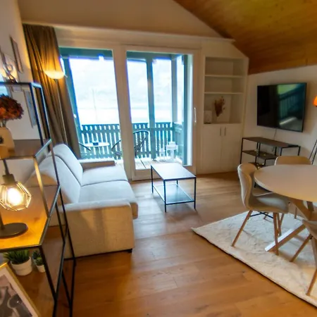 Appartement Surfers Near Interlaken, At With Pool Därligen