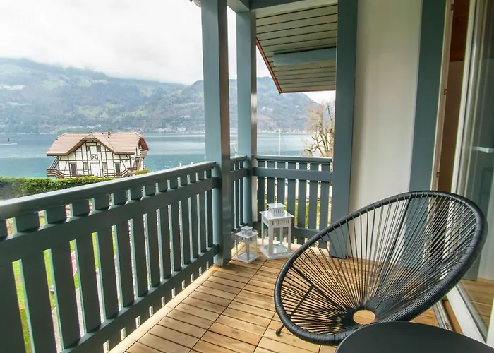 Surfers Near Interlaken, At With Pool Lejlighed *